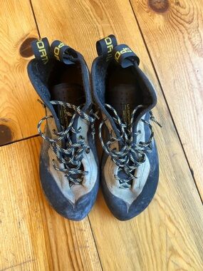 La Sportiva Men’s Black and Gray Climbing Boots